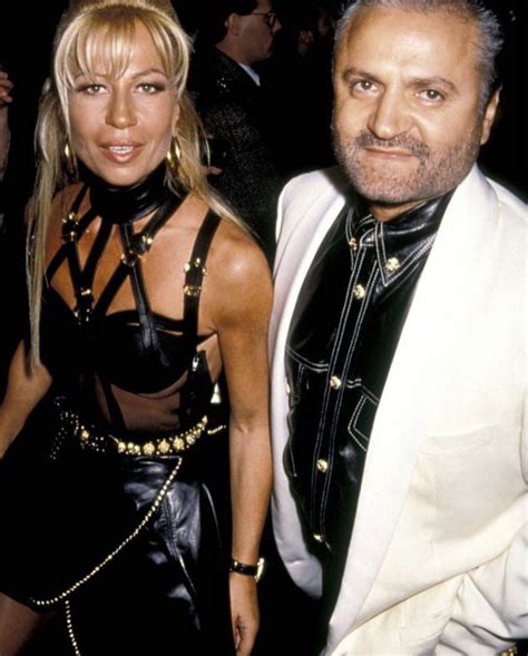 anna wintour gianni versace|gianni versace wife.